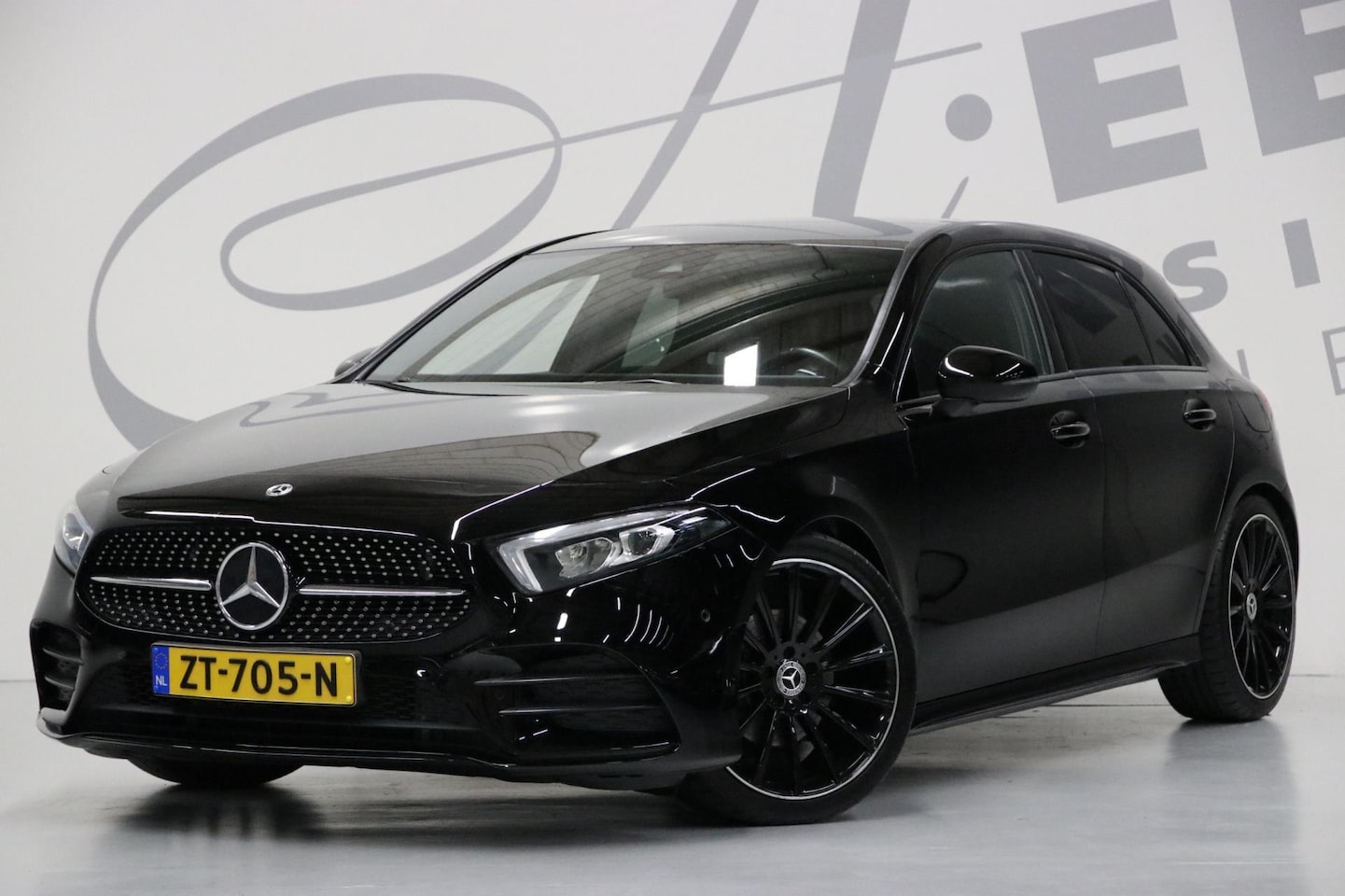 Mercedes-Benz A-klasse - 180 Business Solution AMG/ Stoelverwarming/ NAP - AutoWereld.nl