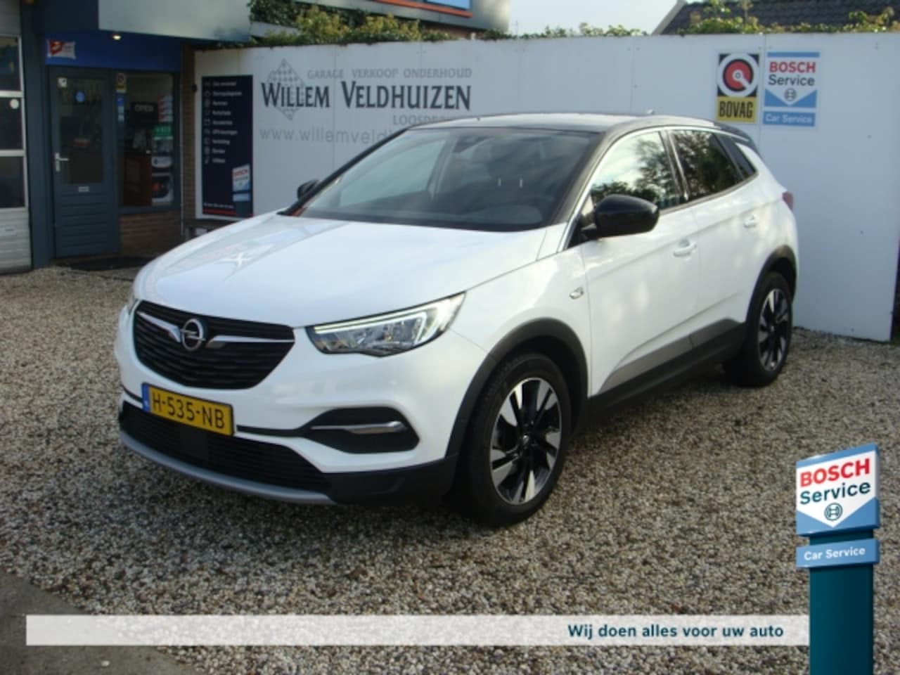 Opel Grandland X - 1.2 Turbo Business Executive 1.2 Turbo 130pk Business Executive - AutoWereld.nl