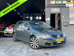 Volkswagen Golf - 1.6 FSI Comfortline|Cruise|AIRCO|TREKHAAK