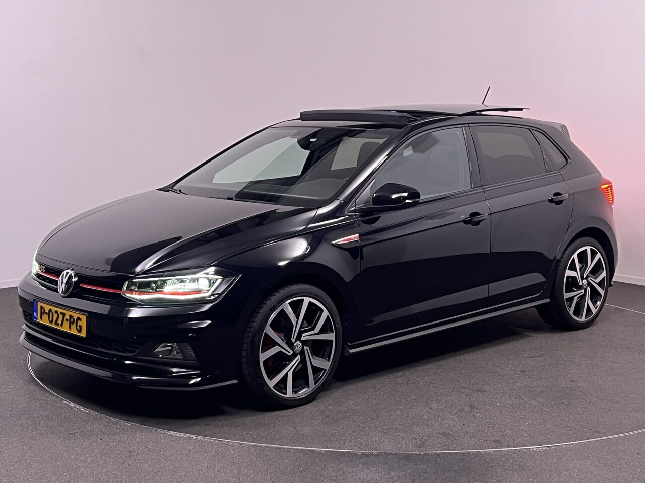 Volkswagen Polo - 2.0 TSI GTI DSG 200pk | Panodak | Virtual Cockpit | Adaptive Cruise | Beats Audio | Carpla - AutoWereld.nl