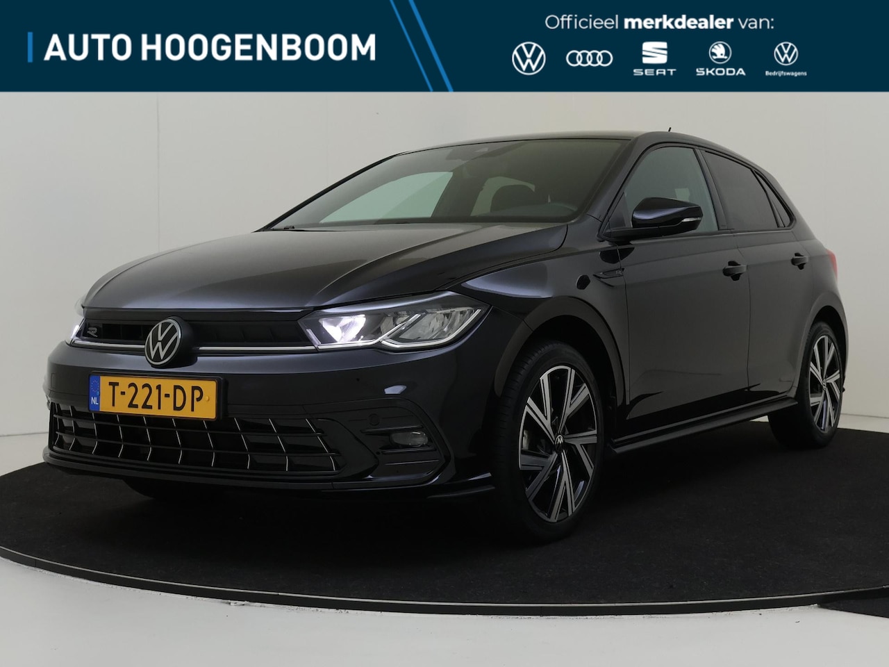 Volkswagen Polo - 1.0 TSI R-Line | Navigatie | Parkeersensoren | Elektrisch inklapbare buitenspiegels | Adap - AutoWereld.nl