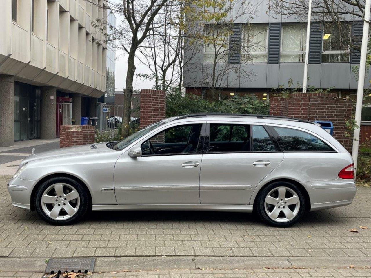 Mercedes-Benz E-klasse Combi - 240 Avantgarde 240 Avantgarde - AutoWereld.nl