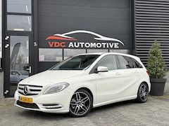 Mercedes-Benz B-klasse - 180 Prestige Trekhaak | AMG Velgen | Standkachel | Navi | Cruisecontrol | Stoelverwarming