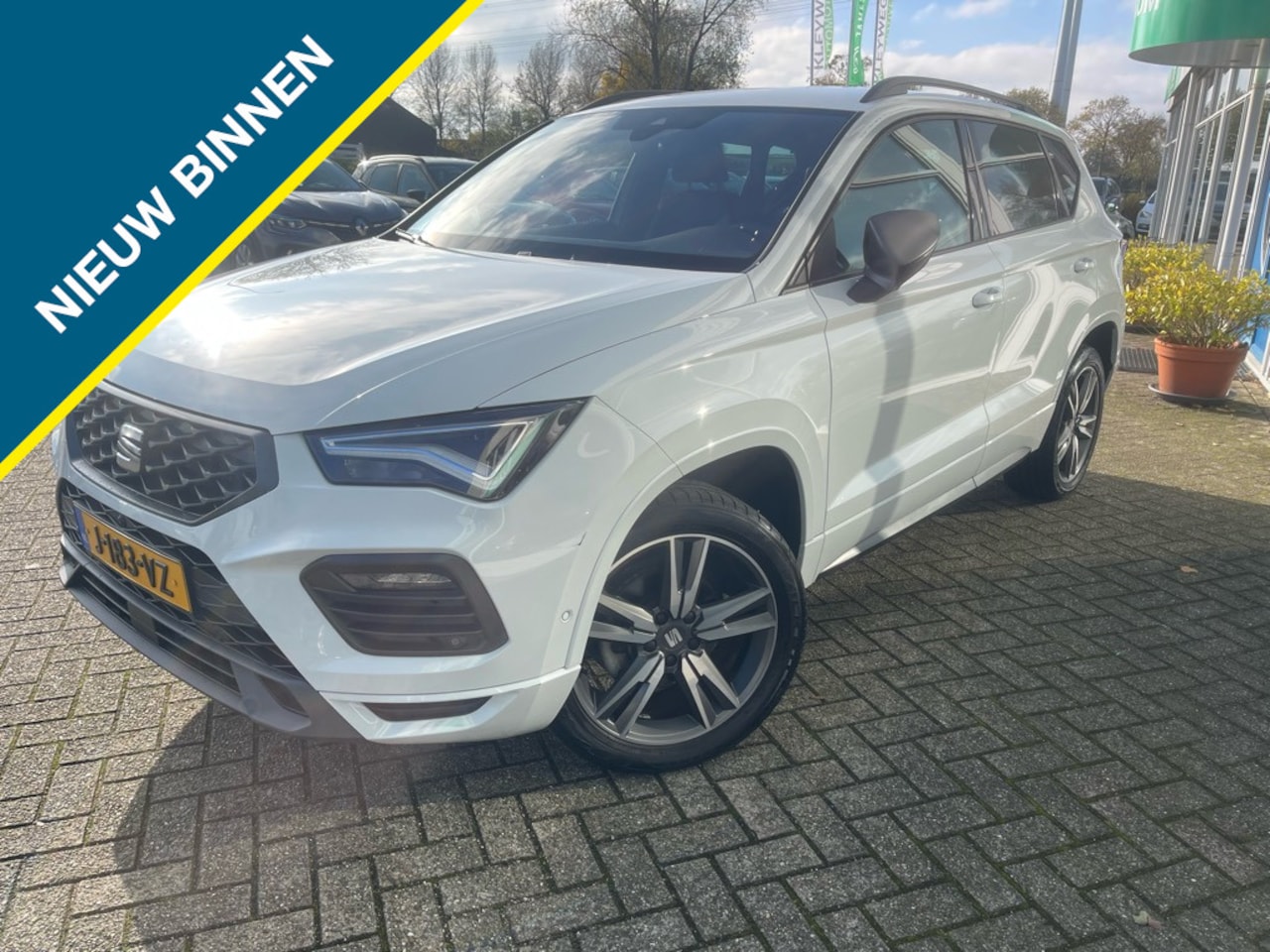 Seat Ateca - 1.5 TSI FR Bns Int. Leder, Nav, Caplay, Stoel en Stuurverwarming - AutoWereld.nl