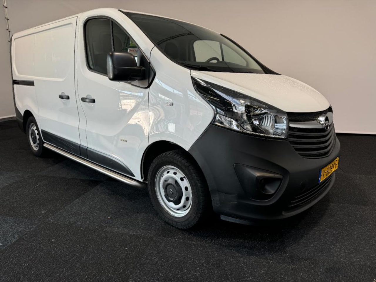 Opel Vivaro - VIVARO-B L1H1 Euro 6 Airco Navigatie - AutoWereld.nl