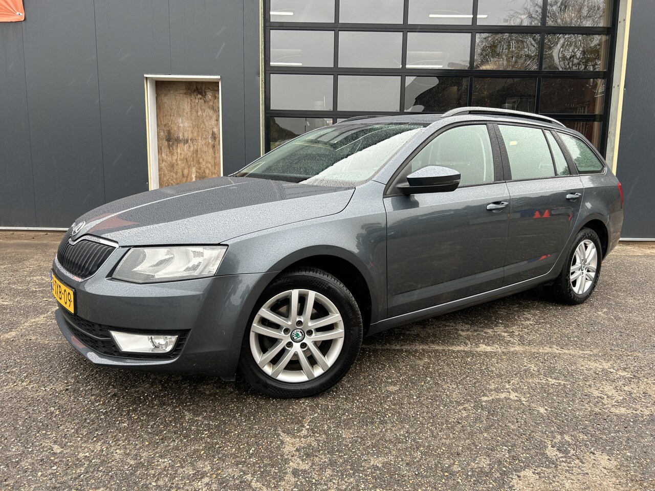 Skoda Octavia Combi - 1.2 TSI Greentech Ambition NAVI CRUISE AIRCO - AutoWereld.nl