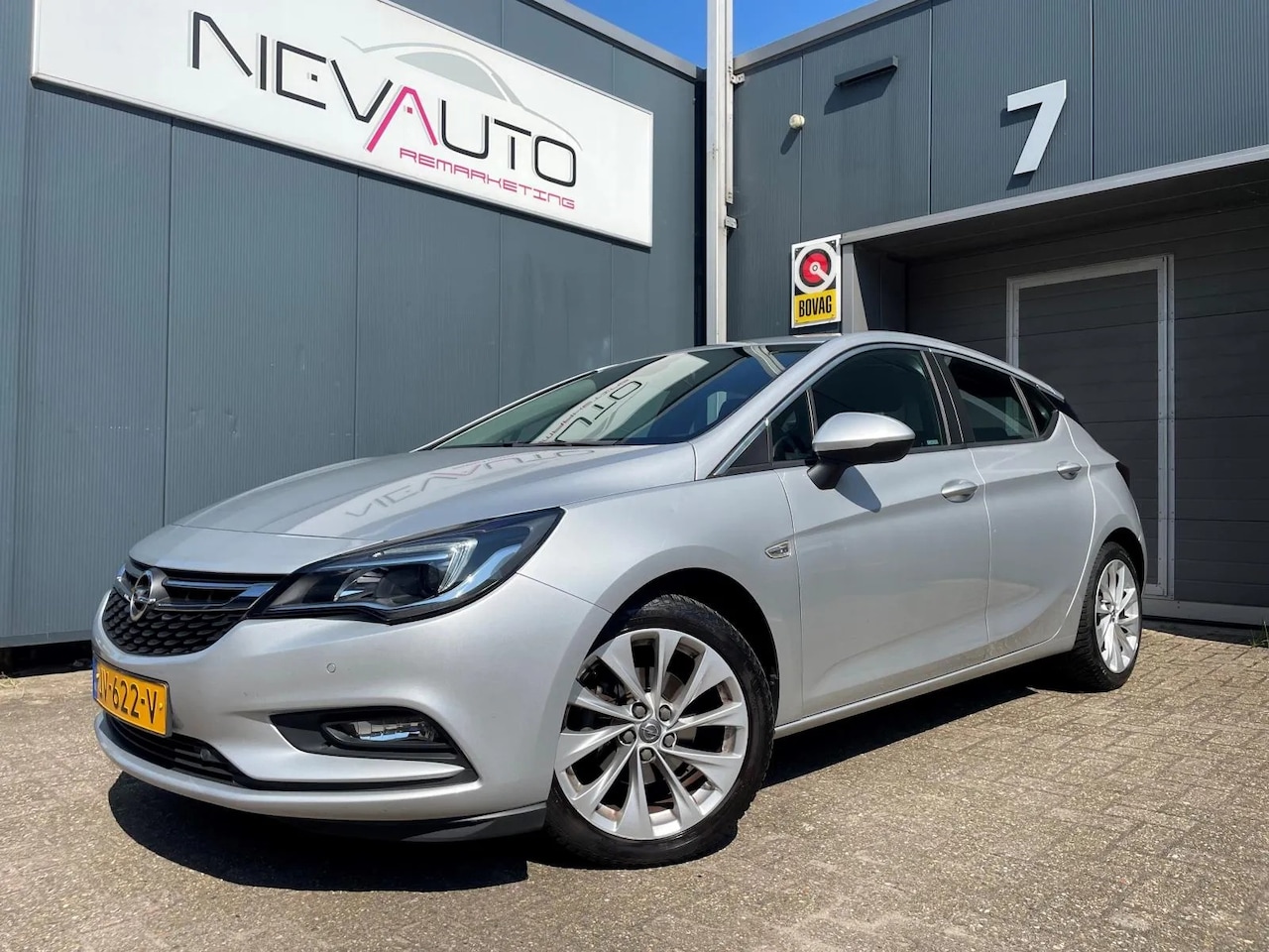 Opel Astra - 1.4 Edition 150PK NAVI TREKHAAK CRUISE CONTROL - AutoWereld.nl