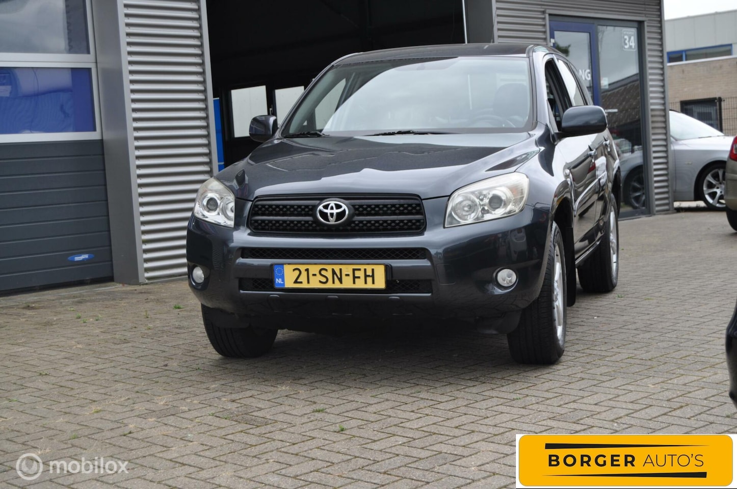 Toyota RAV4 - 2.0 VVTi Linea Sol 2.0 VVTi Linea Sol - AutoWereld.nl