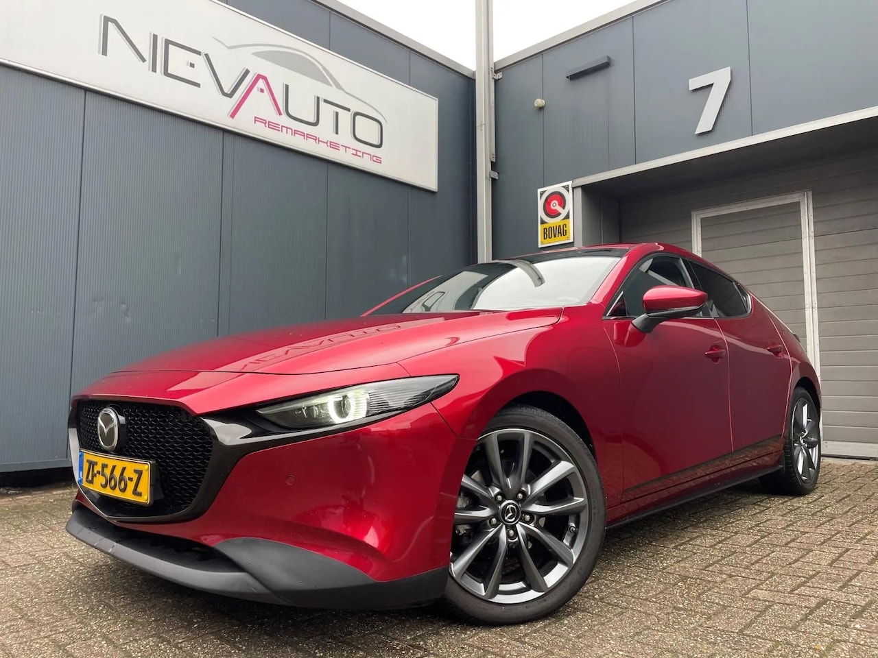 Mazda 3 - -2.0 e-SkyActiv-G M Hybrid 122 Luxury - AutoWereld.nl