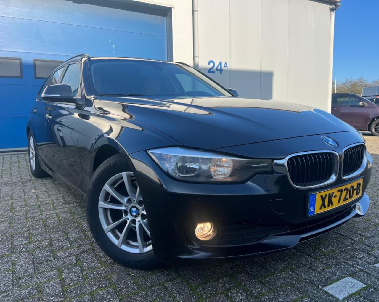 BMW 3-serie Touring - 320d Efficient Dynamics Edition Luxury Line Leer - AutoWereld.nl