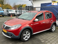 Dacia Sandero Stepway - 1.6 AIRCO / ELEKTRISCHE RAMEN / NAP