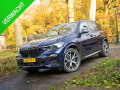 BMW X5 - xDrive45e M-Sport|B&W|Sky|Massage|Nachtzicht