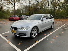 BMW 3-serie Touring - 320i Executive Sport