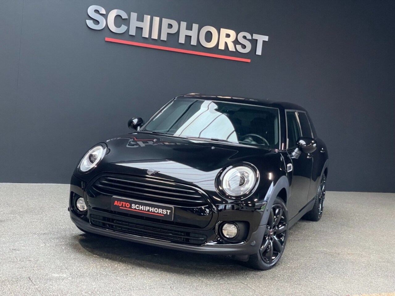 MINI Clubman - Clubman Cooper 136 pk Auto Chili Works 18 inch Full Black - AutoWereld.nl