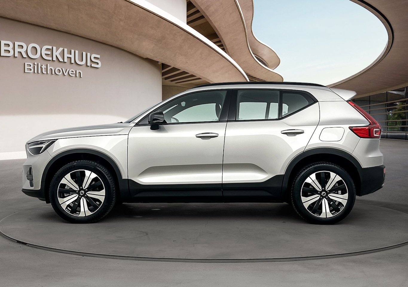 Volvo XC40 - Recharge Core 70 kWh | SEPP € 2.000,- MOGELIJK | All Season banden | PDC + Camera | Navi | - AutoWereld.nl