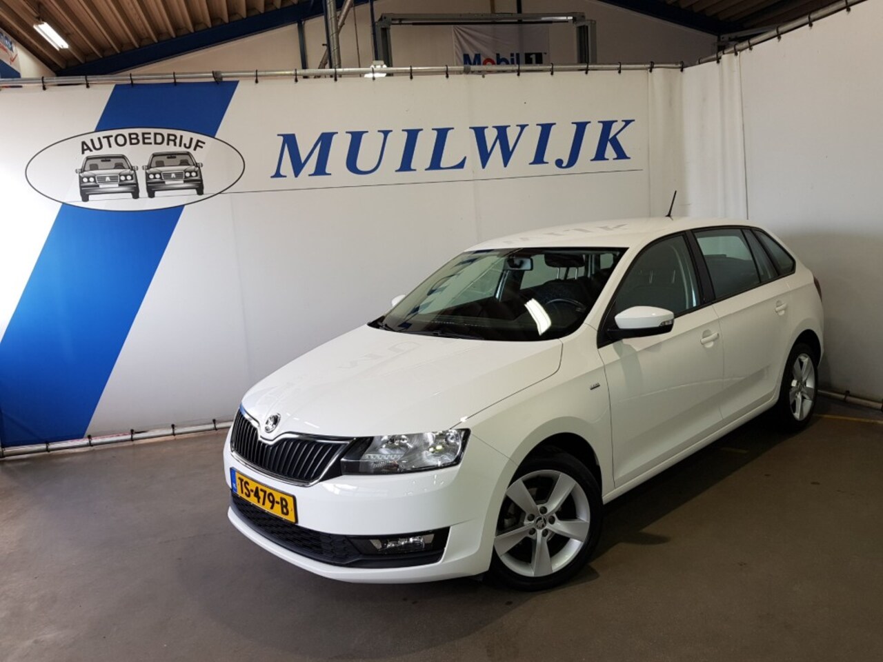 Skoda Rapid Spaceback - Spaceback 1.0 TSI Greentech Clever / Navi / NL Auto - AutoWereld.nl