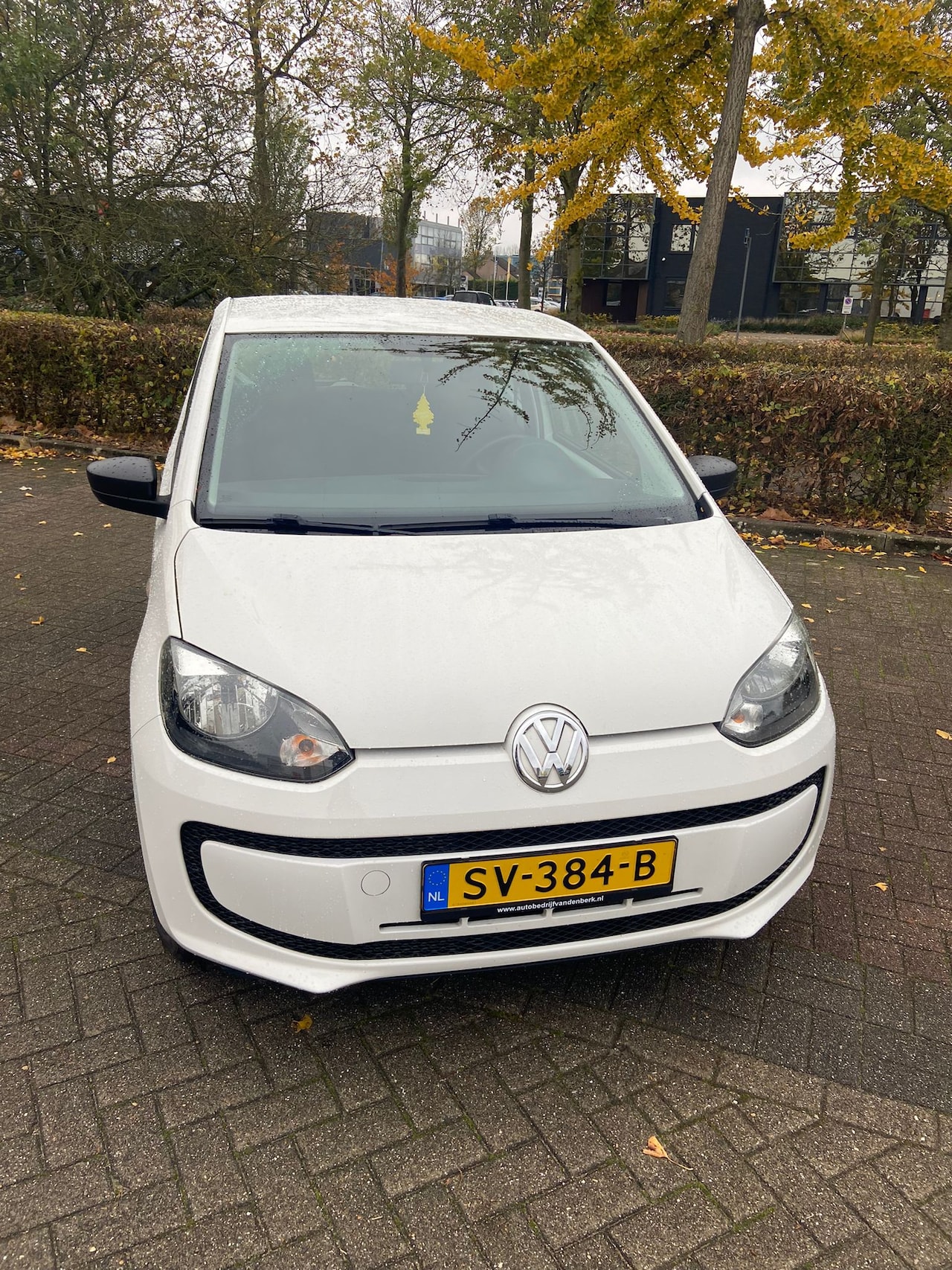 Volkswagen Up! - 1.0 groove up! BlueMotion - AutoWereld.nl