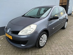 Renault Clio - 1.2-16V Expression - Airco