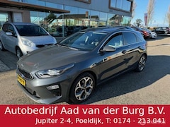 Kia Cee'd - Ceed 1.4 T-GDi 140pk ExecutiveLine 1.400kg trekgewicht , Panorama dak , Lederen bekleding,