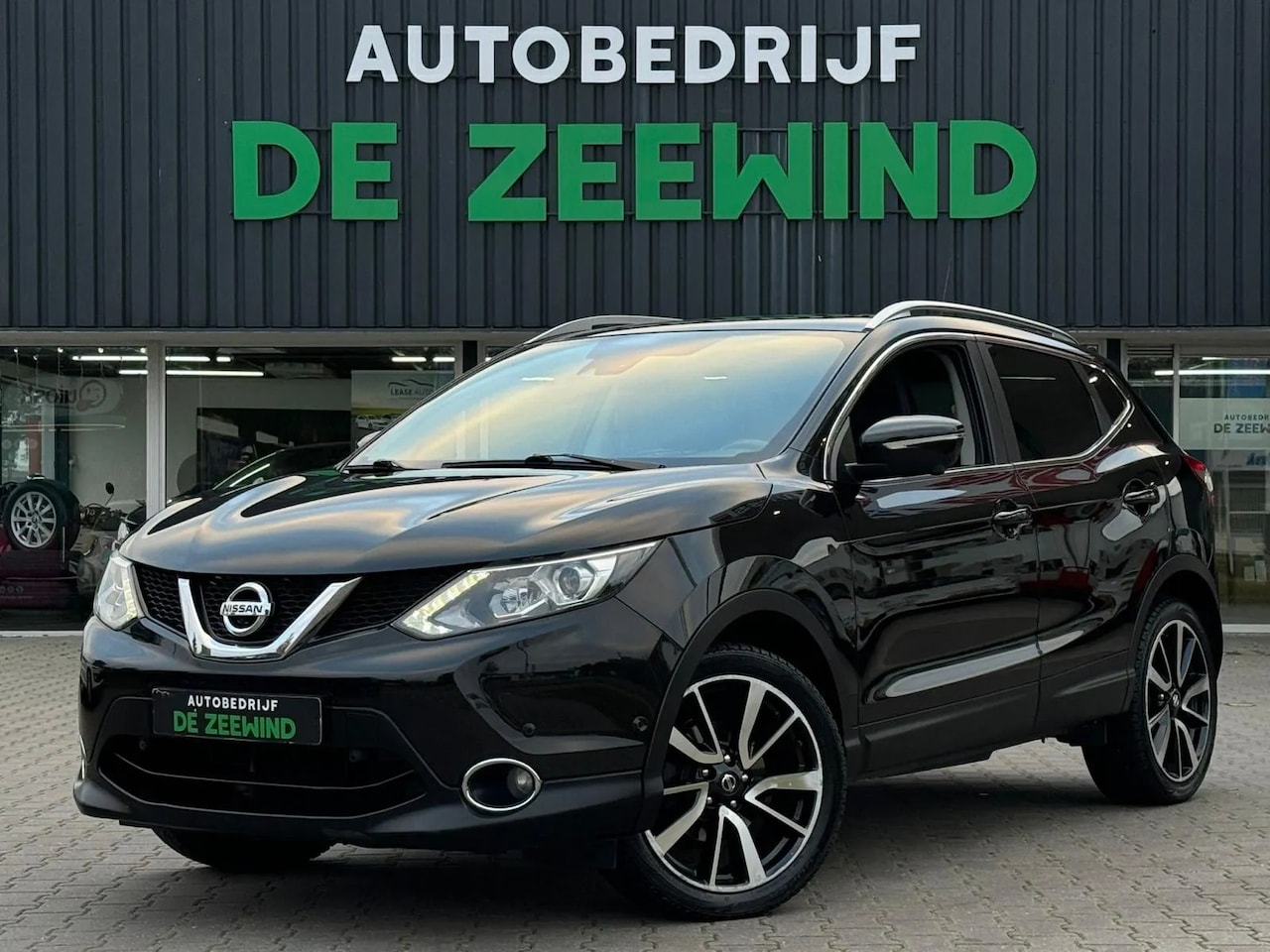 Nissan Qashqai - 1.2 Tekna|Pano|360 camera|Rijklaar - AutoWereld.nl