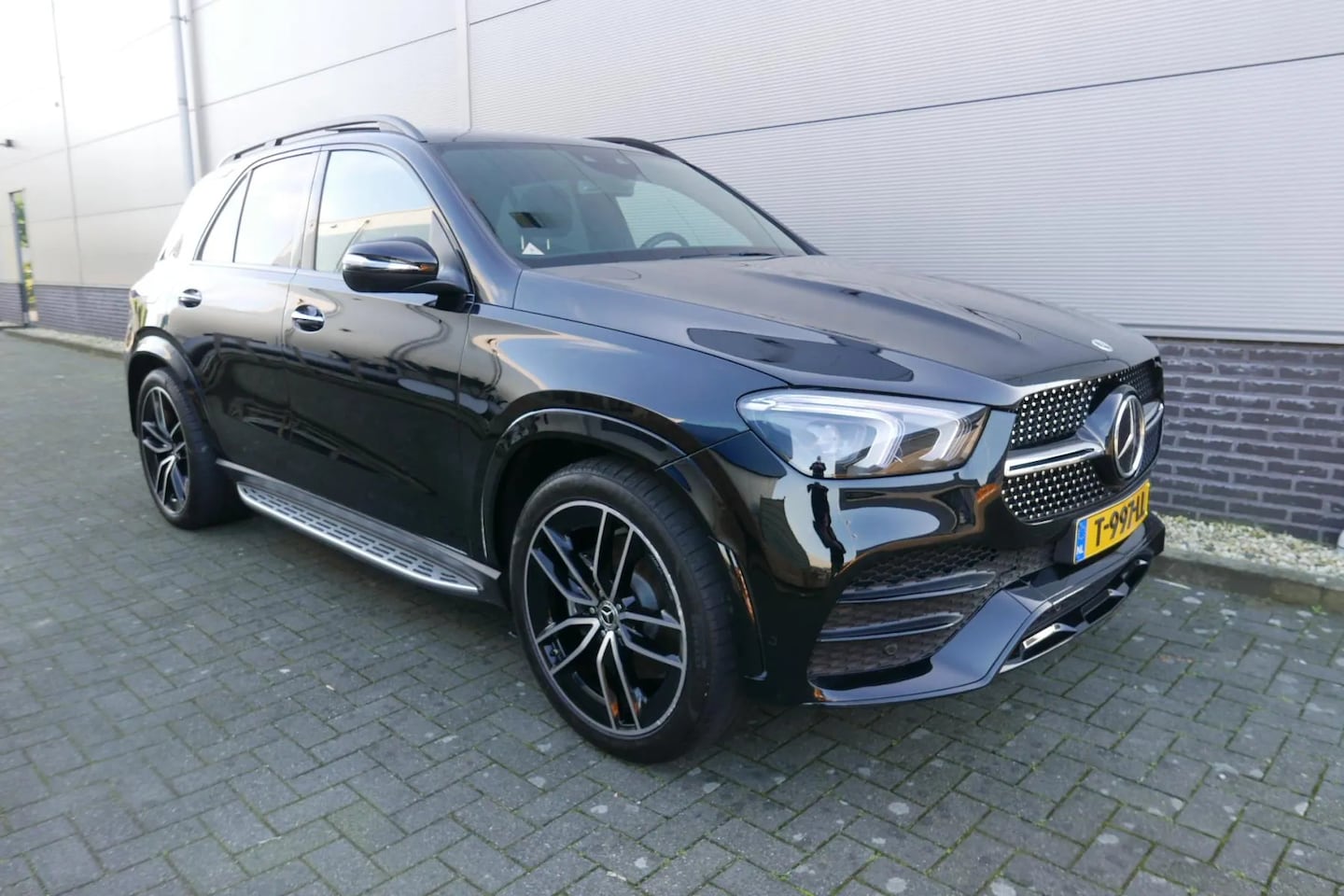 Mercedes-Benz GLE-Klasse - 350 e 4MATIC Premium Plus AMG - AutoWereld.nl