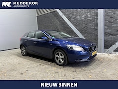 Volvo V40 - 2.0 D2 Summum | Leder | Trekhaak | Camera | Stoelverwarming