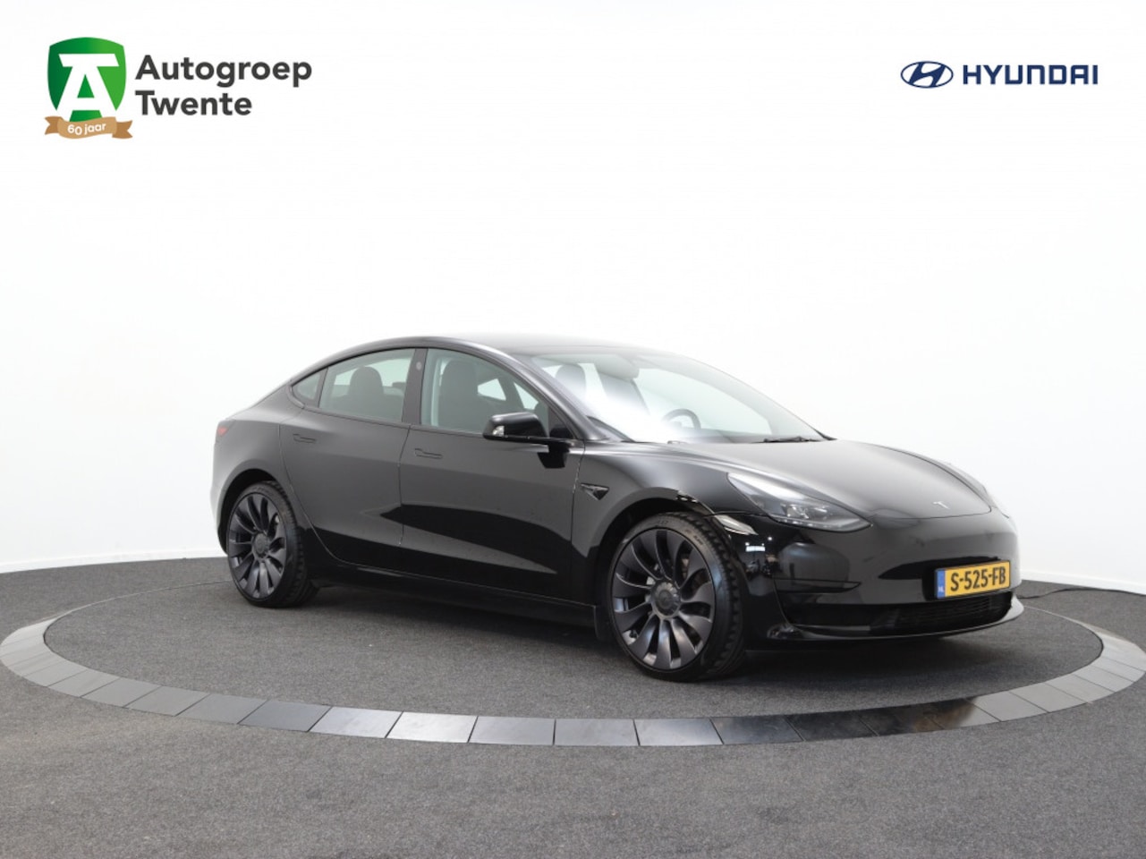 Tesla Model 3 - Standard RWD Plus | Autopilot | Panoramadak | Camera | - AutoWereld.nl