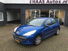 Peugeot 206 - 1.4 XS / AIRCO / APK AUGUSTUS 2025 / RIJDT GOED / 5 DEURS