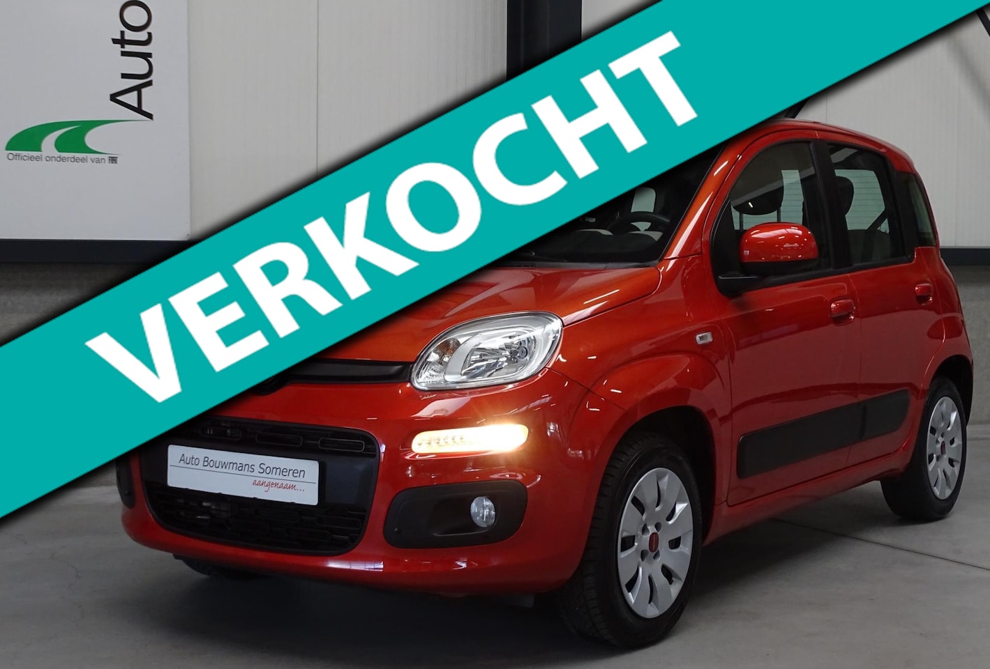 Fiat Panda - "LOUNGE" - 80 PK - AIRCO/NAVI/CRUISE/BLUETOOTH/LAGE KM !! - AutoWereld.nl