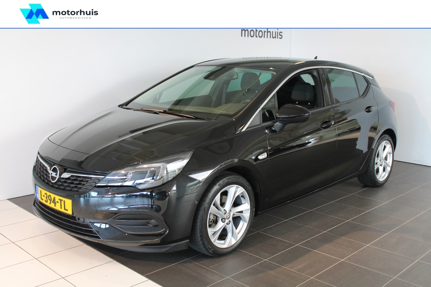 Opel Astra - 1.2 Turbo 130pk Business Elegance AGR Alcantara Navigatie via Carplay - AutoWereld.nl