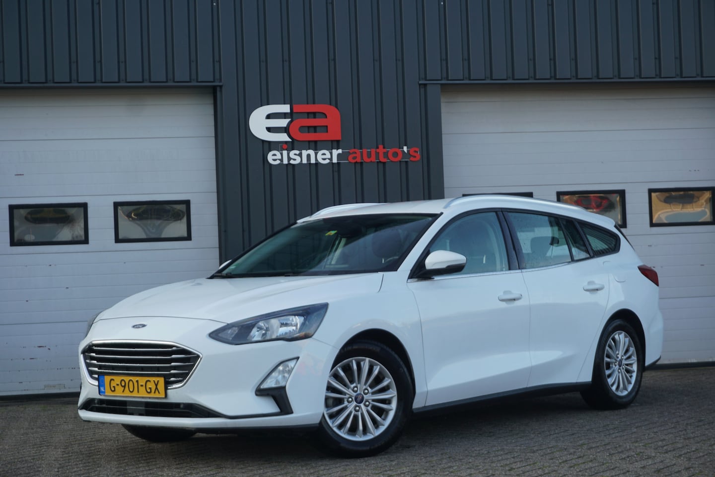 Ford Focus Wagon - 1.0 EcoBoost Titanium 125 PK | STOEL/STUURVERW. | APPLE/ANDROID |  CLIMA | - AutoWereld.nl