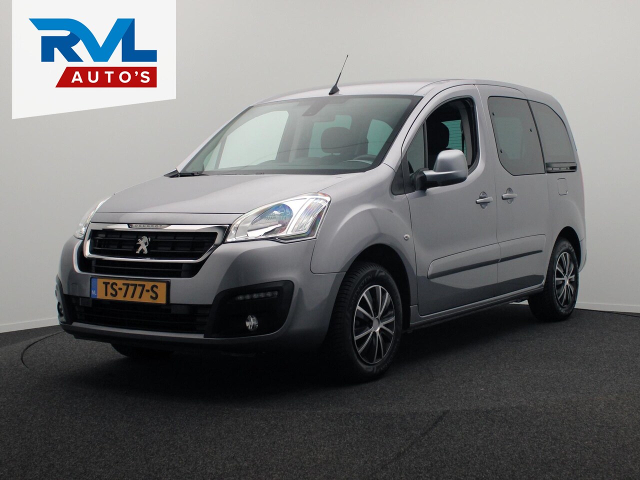 Peugeot Partner Tepee - 1.6 VTi Family Navigatie Camera Airco Cruise - AutoWereld.nl