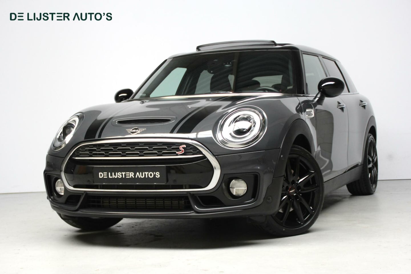 MINI Clubman - 2.0 Cooper S JWC Automaat 192 PK |PANORAMADAK, CARPLAY, HEAD UP, CRUISE, HARMAN/KARDON, SF - AutoWereld.nl