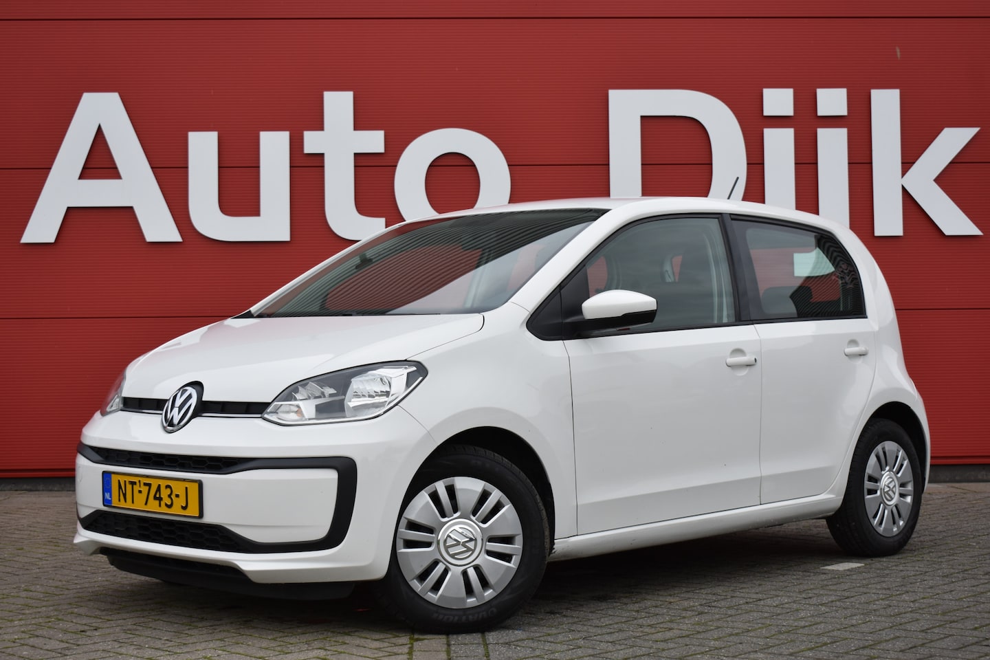 Volkswagen Up! - 1.0 BMT take up! LED | Airco | Radio - AutoWereld.nl