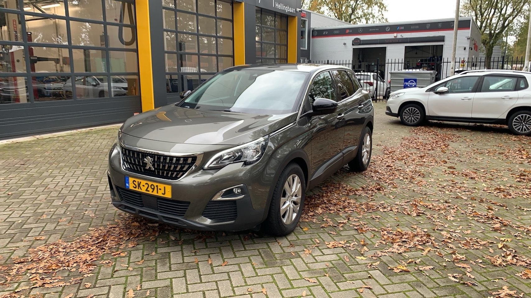 Peugeot 3008 - 1.2 PureTech Active | Navigatiesysteem | Airconditioning | Achteruitrijcamera - AutoWereld.nl