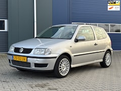 Volkswagen Polo - 1.4