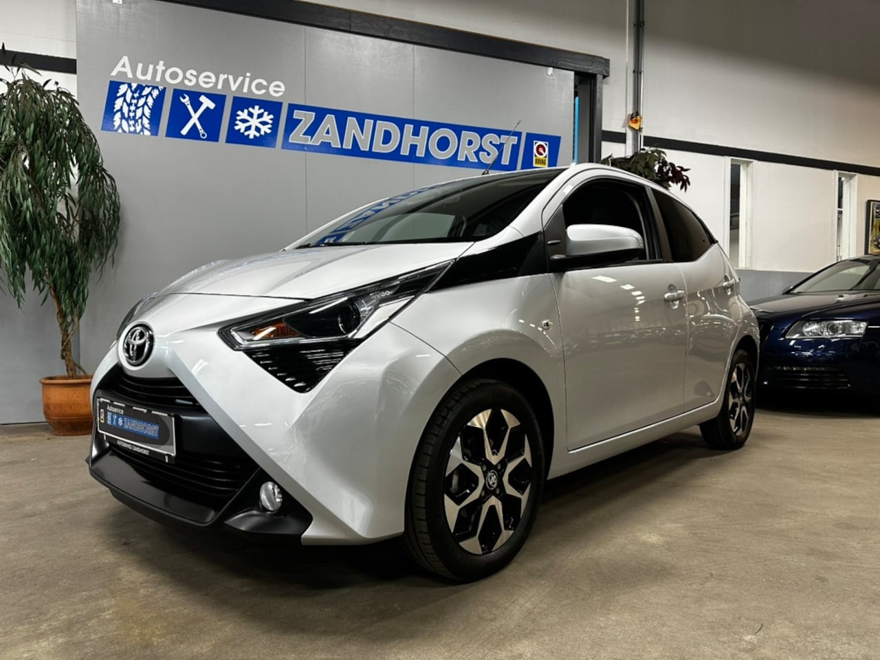 Toyota Aygo - 1.0 VVT-i x-fun 1.0 VVT-i x-fun - AutoWereld.nl