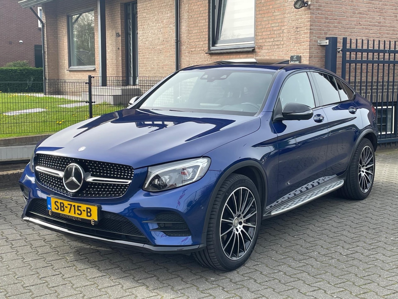 Mercedes-Benz GLC-klasse - 250 4MATIC AMG Adaptief|360*|Pano|Memory| - AutoWereld.nl