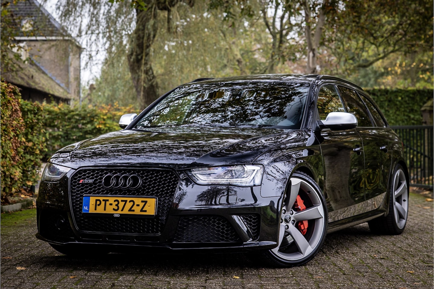 Audi A4 Avant - 4.2 FSI RS 4 quattro Bang & Olufsen Carbon 20" Rotor ACC Panorama - AutoWereld.nl