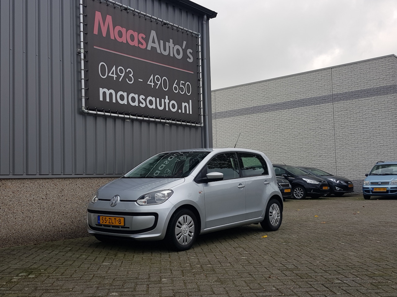 Volkswagen Up! - 1.0 move up! 5 deurs BlueMotion navigatie 1e eigenaar !!!! - AutoWereld.nl