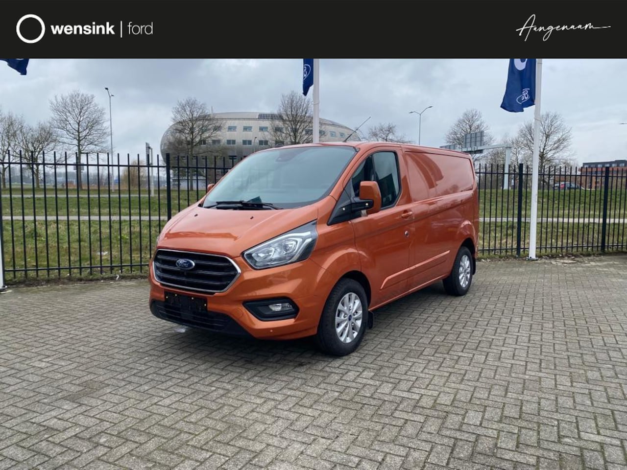 Ford Transit Custom - 300 2.0 TDCI L1H1 Limited | DEMO | LM Velgen | Navigatie | 2-zits | Trekhaak | Airco | Par - AutoWereld.nl