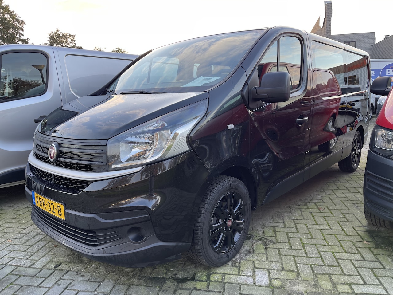 Fiat Talento - 1.6 MJ 125pk EcoJet L2H1 DC 6 persoons / vaste prijs rijklaar € 20.950 ex btw / lease vana - AutoWereld.nl