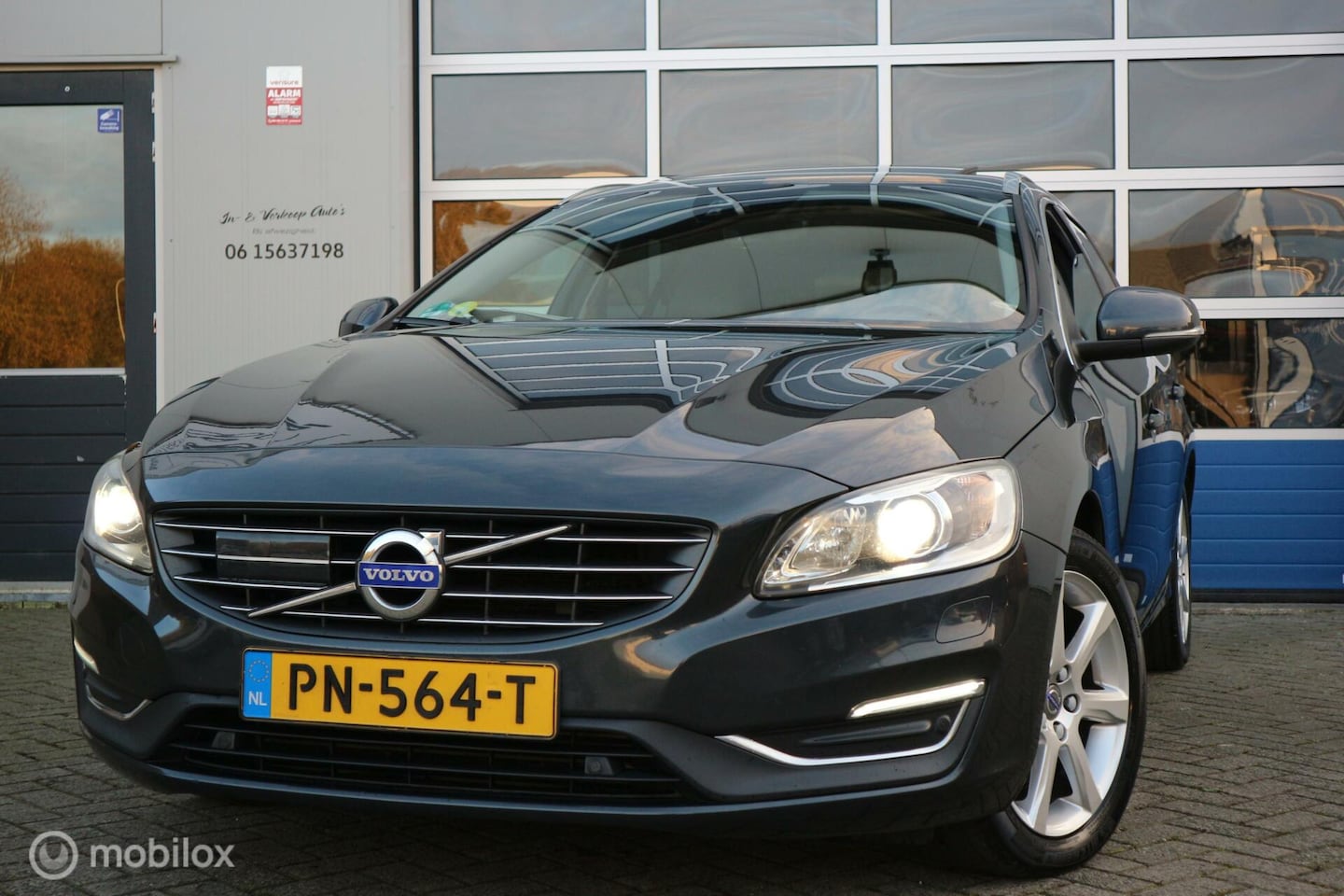 Volvo V60 - 2.0 D4 190pk Ocean Race/Polestar AUTOMAAT/NAVI/PDC - AutoWereld.nl