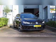 Volkswagen Golf Variant - 2.0 TSI R Pano / Digidash / Fullmap Navi / Full Option / 380+pk / Custom Uitlaatsysteem /