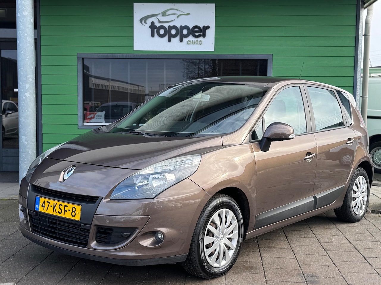 Renault Scénic - 1.4 TCe Expression / Navi / CruiseControl / - AutoWereld.nl