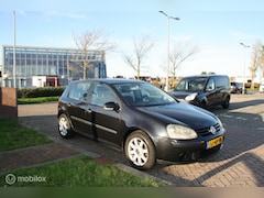 Volkswagen Golf - 1.6 FSI Comfortline