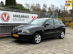 Seat Ibiza - 1.4-16V Trendstyle Grote beurt nwe remschijven en blokken voor nwe banden achter