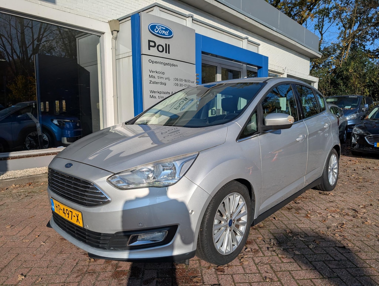 Ford C-Max - 125pk Titanium Navi Trekhaak Voorruitverwarming Parking pack Dealeronderhouden - AutoWereld.nl