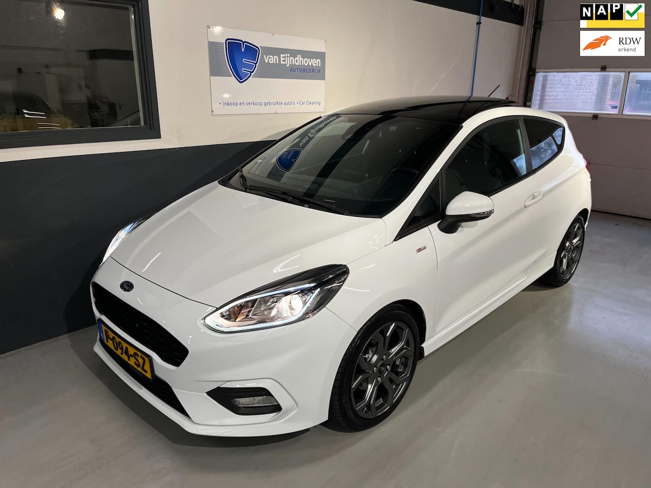 Ford Fiesta - 1.0 EcoBoost ST-Line Pano!|Navi|Keyless - AutoWereld.nl