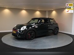 MINI John Cooper Works - 2.0 Chili 230Pk *British Racing Green